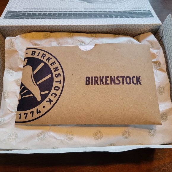 Birkenstock Boston Clogs - Picture 7 of 9